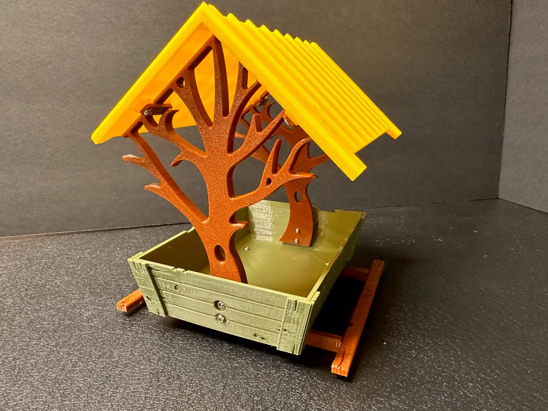 Countryside Bird Feeder