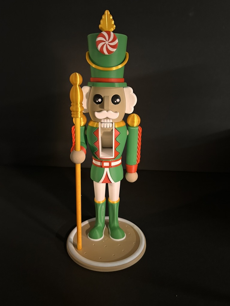 Nutcracker - Green