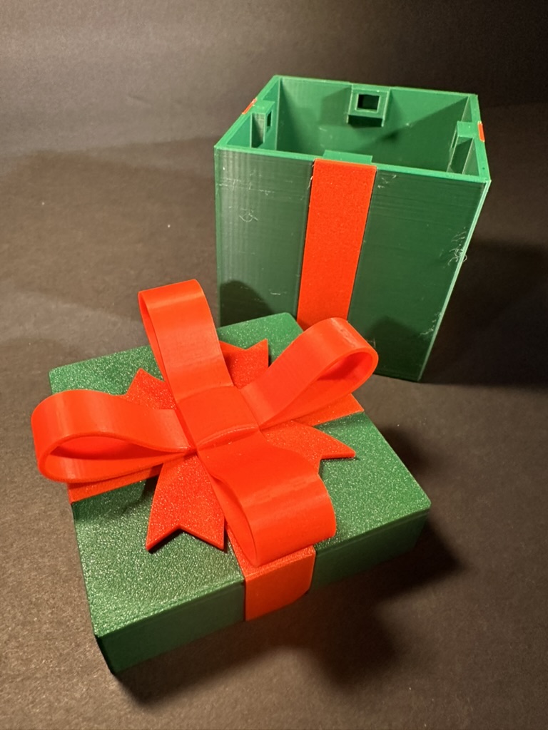 Locking Square Gift Box